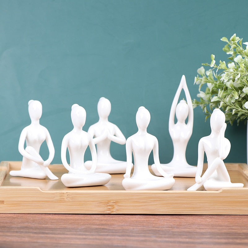 This Amber Yoga Figurines from Earth to Daisy is perfect for the modern plant mom in her indoor jungle! #plantsmakepeoplehappy